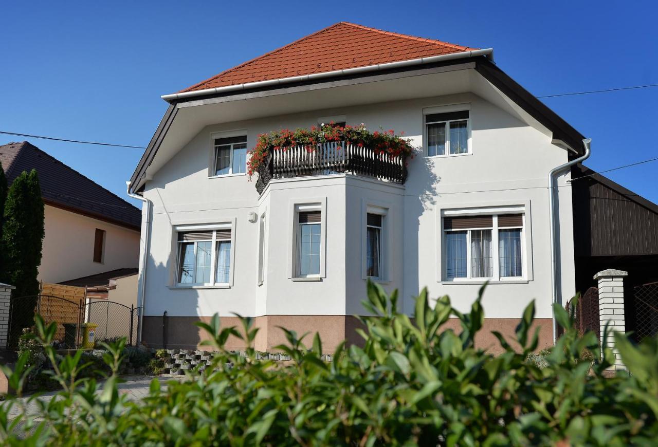 Hajdúhegy Vendégház Eger Exterior foto